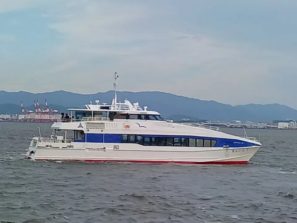 志賀島へのアクセス・市営渡船フェリー